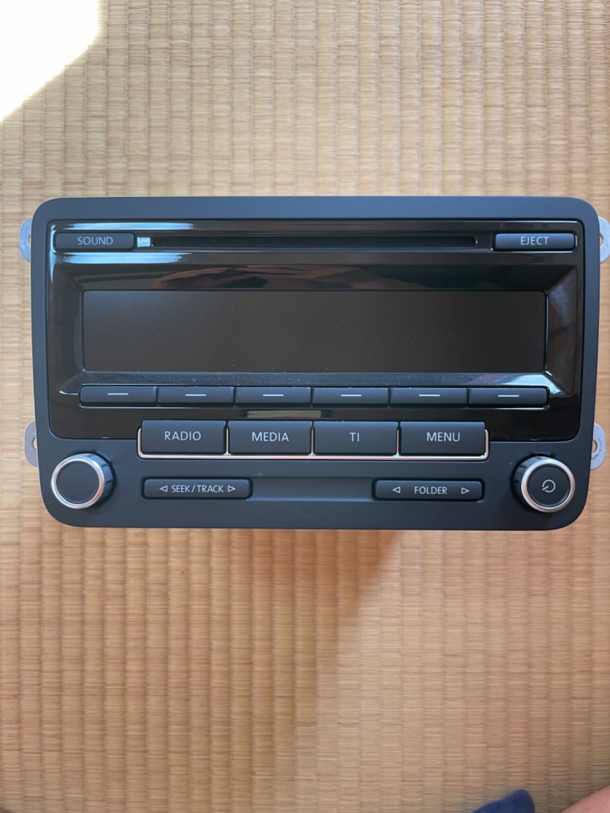 新品】新車外し VW フォルクスワーゲン 純正CD デッキ ボッシュ製 815