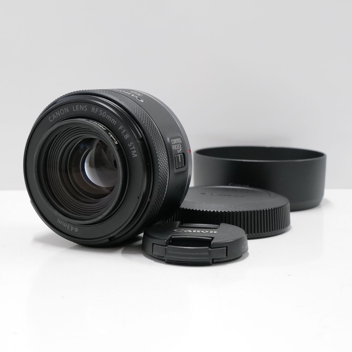 RF50mm F1.8 STM CANON 交換レンズ USED超美品 標準 単焦点 大口径 