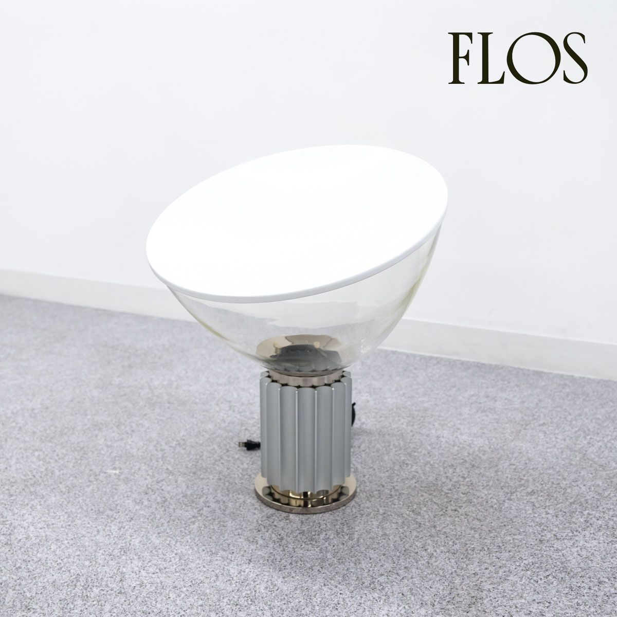 展示品 FLOS フロス Taccia タッチア テーブル ランプ 照明 ガラス ホワイト シルバー 02年製 アキッレ カスティリオーニ 定価58万