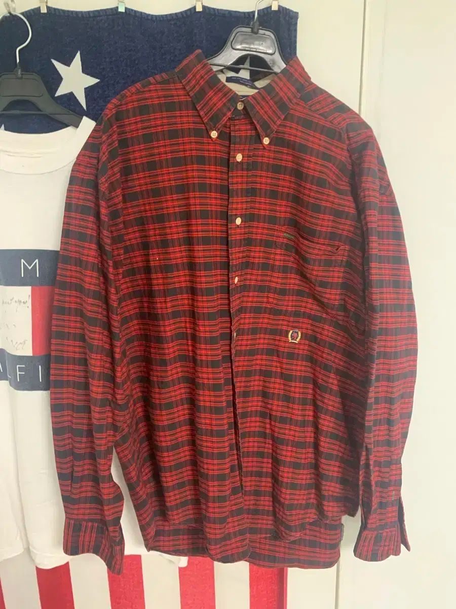 Tommy Hilfiger(トミーヒルフィガー) シャツ チェック柄 ローレルロゴ L xl