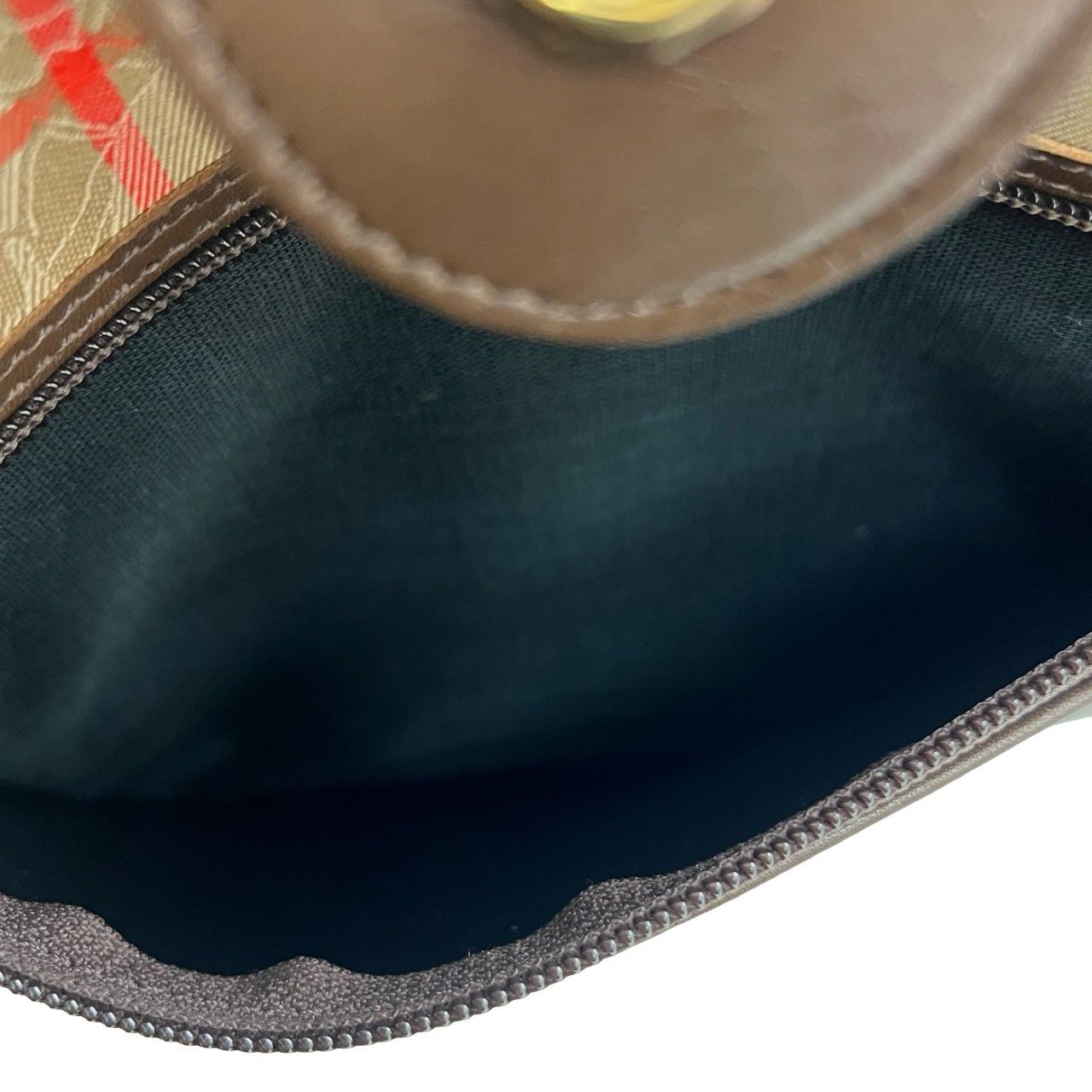 ボストンバッグ ブラウン