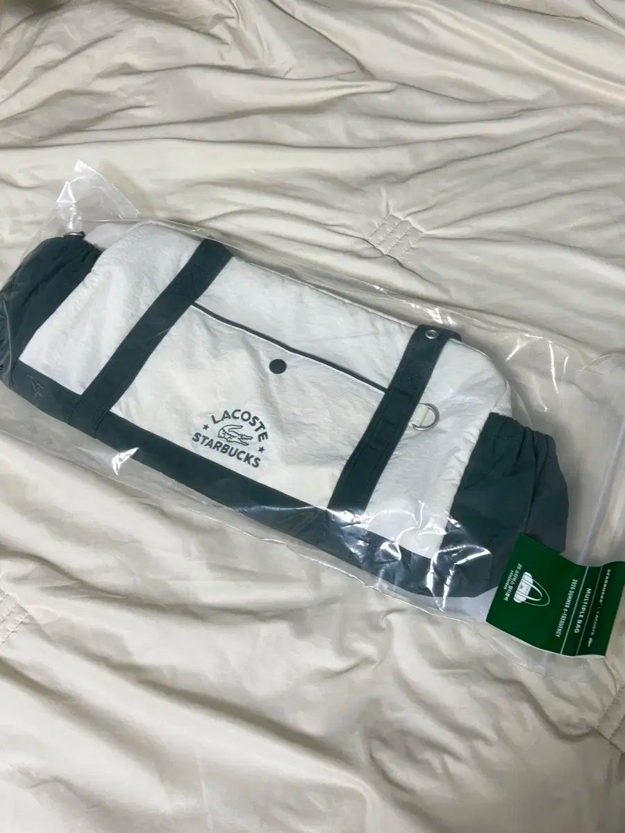 STARBUCKS(スターバックス) LACOSTE(ラコステ) マルチバッグ