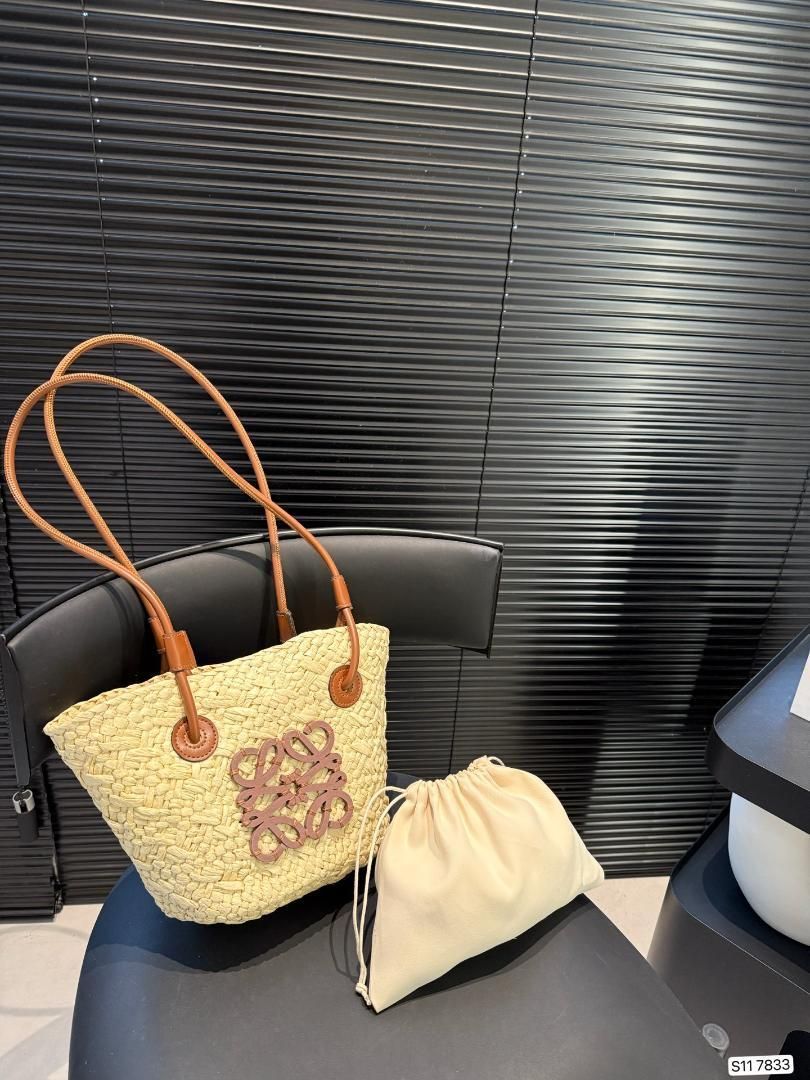 ロエベ Loewe ショルダーバッグ