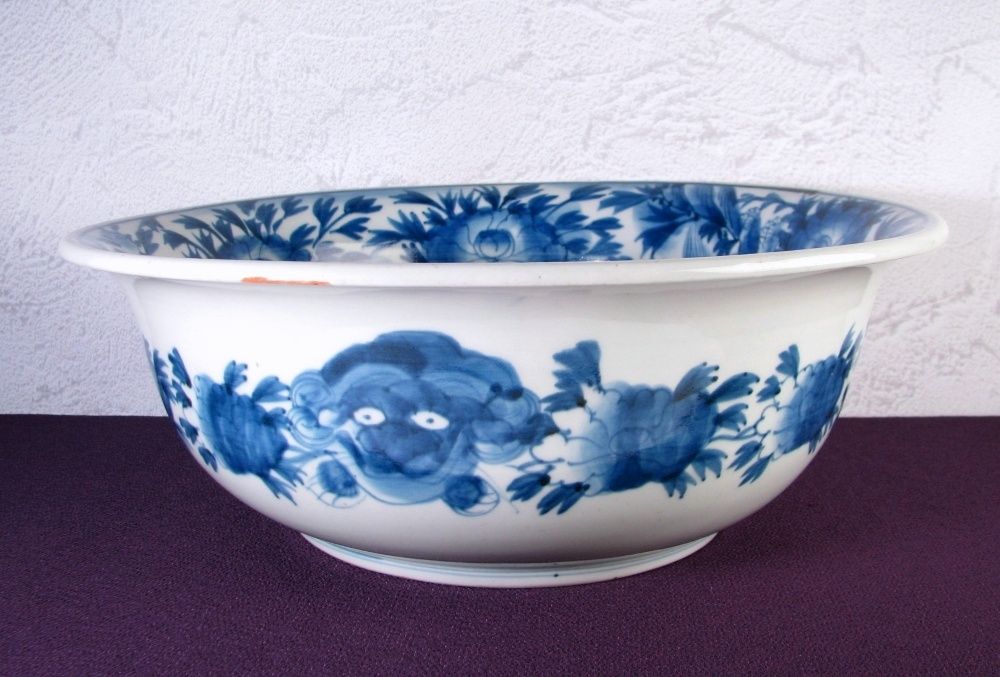 古伊万里 染付 唐獅子牡丹文大鉢 幅 34.5cm 江戸時代 25i063 WWW_IBETON_RU