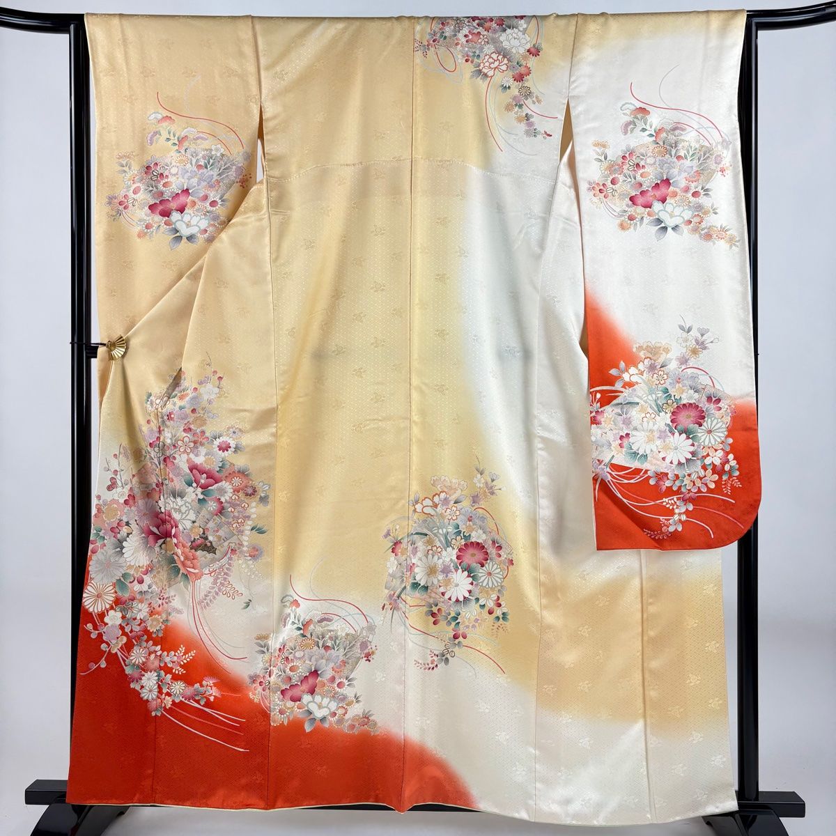 振袖 身丈161cm 裄丈65cm M 袷 檜扇 草花 金彩 染め分け 薄オレンジ 正絹 秀品