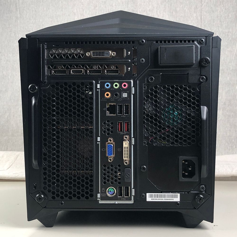 Lenovo - ゲーミングPC Lenovo レノボ ideacentre Y710 Cube-15ISH【GTX1070 / i7-6700 / メモリ16GB / SSD256GB+HDD1TB】/DT-240490（172833） ゲーミングパソコン デスクトップ Lenovo Ideacentre Y710 Cube-15ISH Signature Edition Gaming