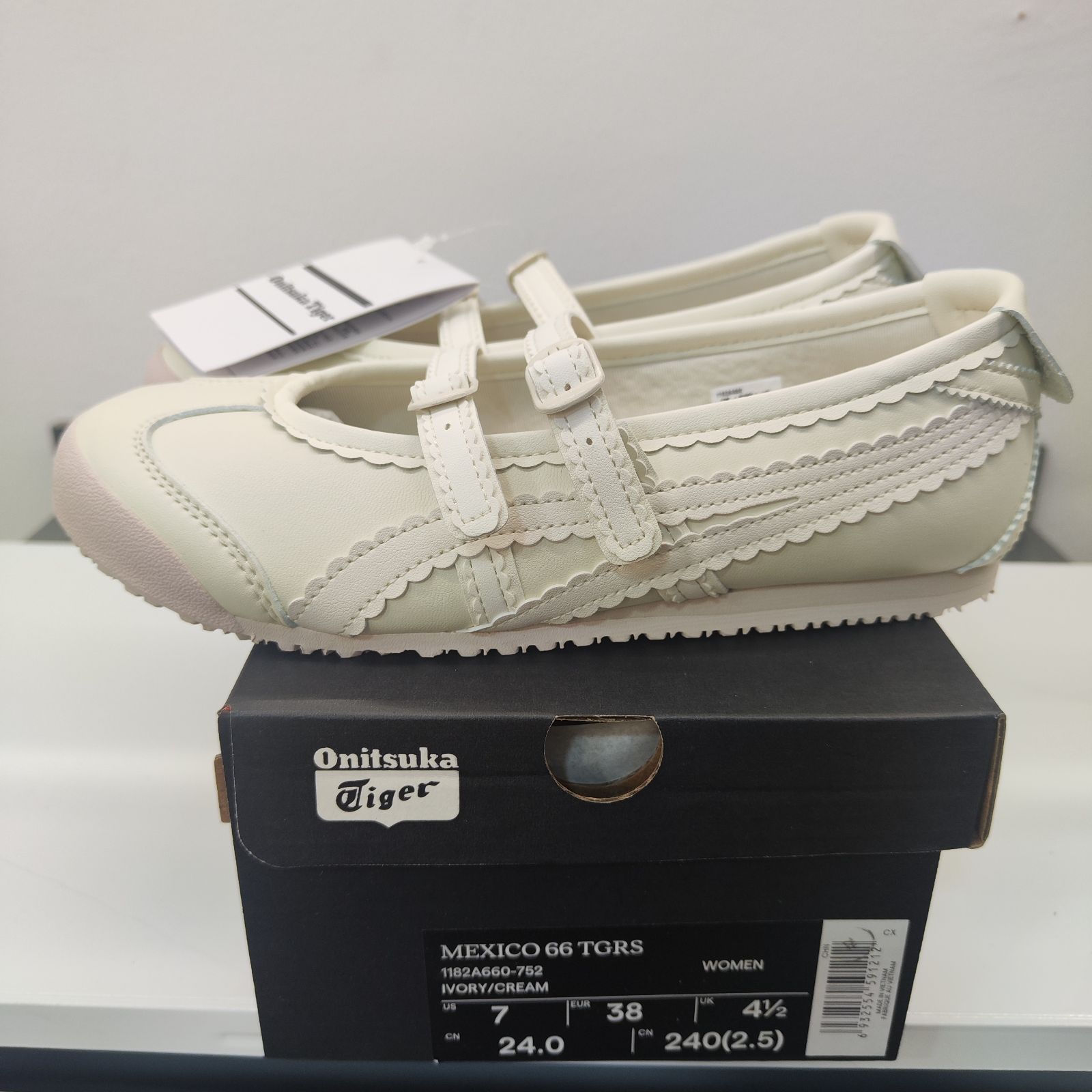 Onitsuka Tiger MEXICO 66 TGRS ホワイト 全7サイズ き 22cm 22.5cm 23cm 23.5cm 24cm 24.5cm 25cm