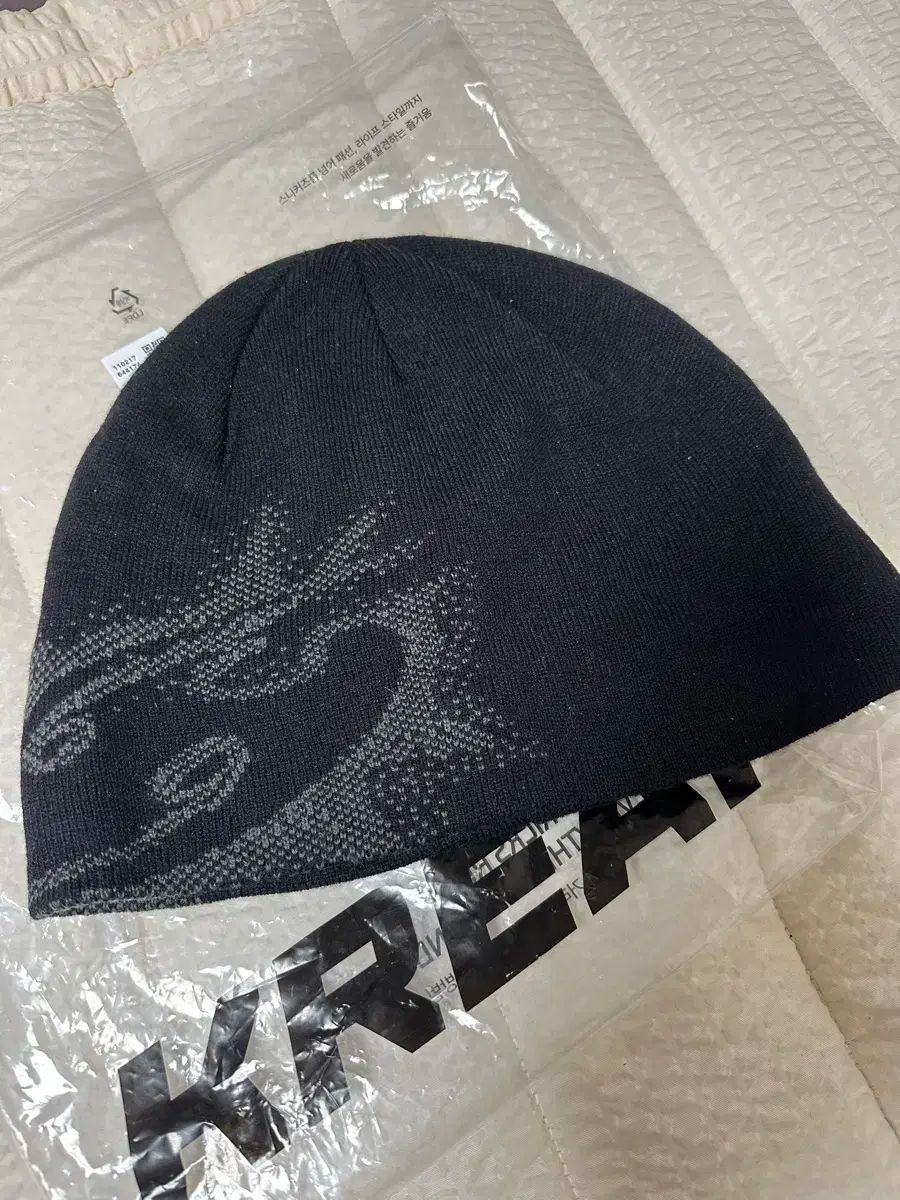 【雷市場（ポンジャン）商品韓国直送】SAN SAN GEAR(サンサンギアー) ビーニー 23fw 2 サイズ ブラック
