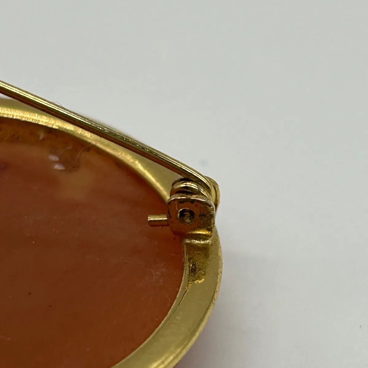 170442a【メ便】カメオブローチ/中古/銘入り/＜585＞刻印/3×3.8cm 