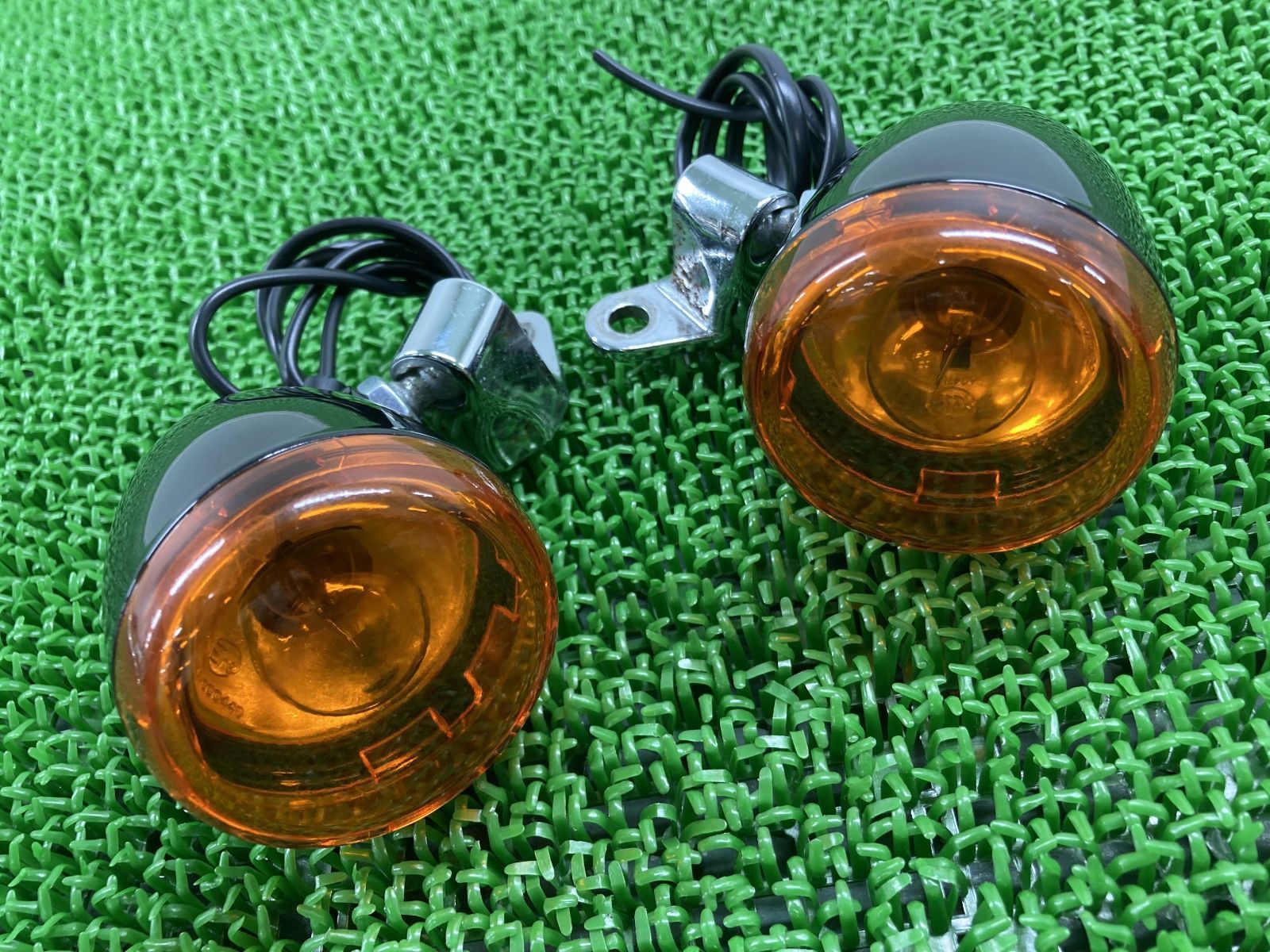 FXBRS1870 フロントウインカー 左右 ハーレー 純正 中古 バイク 部品 ブレイクアウト ソフテイル 修復素材に 割れ欠け無し 品薄