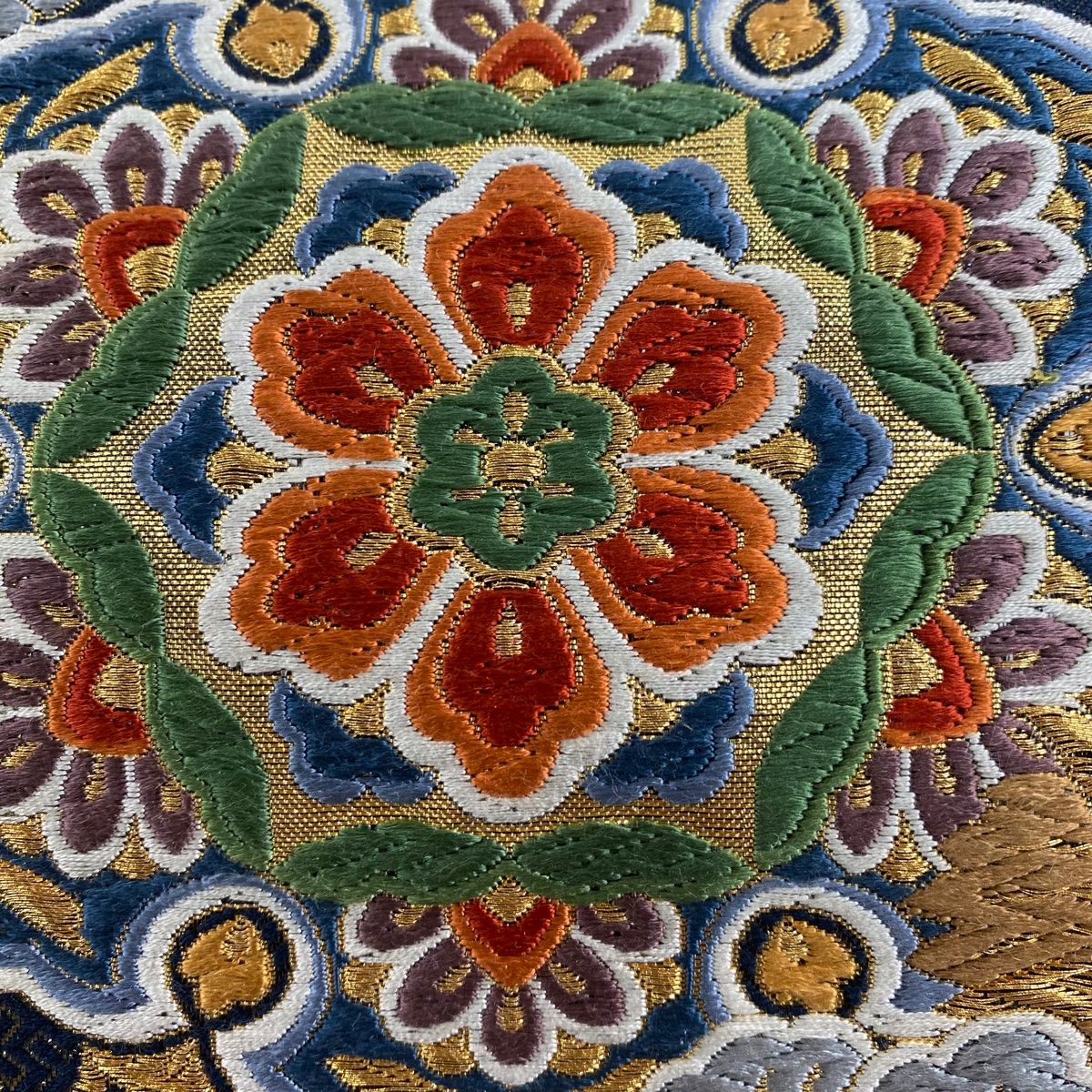袋帯 秀品 華文 花唐草 唐織 金糸 紺色 六通 正絹 【中古