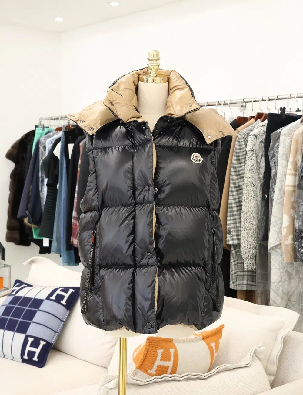 MONCLER モンクレール LUZULE ダウン ベスト 黒 0
