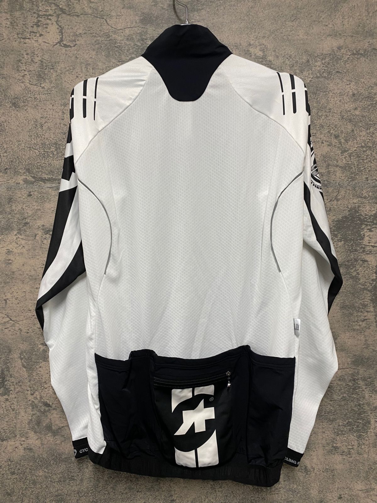 ASSOSサイクルジャージ 長袖 フルジッパー 黒/白 サイクリングジャージ