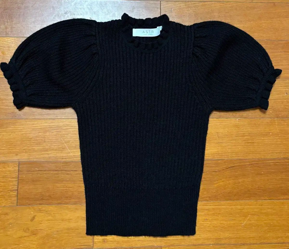 ハートシグナル パク ジヒョン 着用 ASTR the label 半袖 ニットトップス