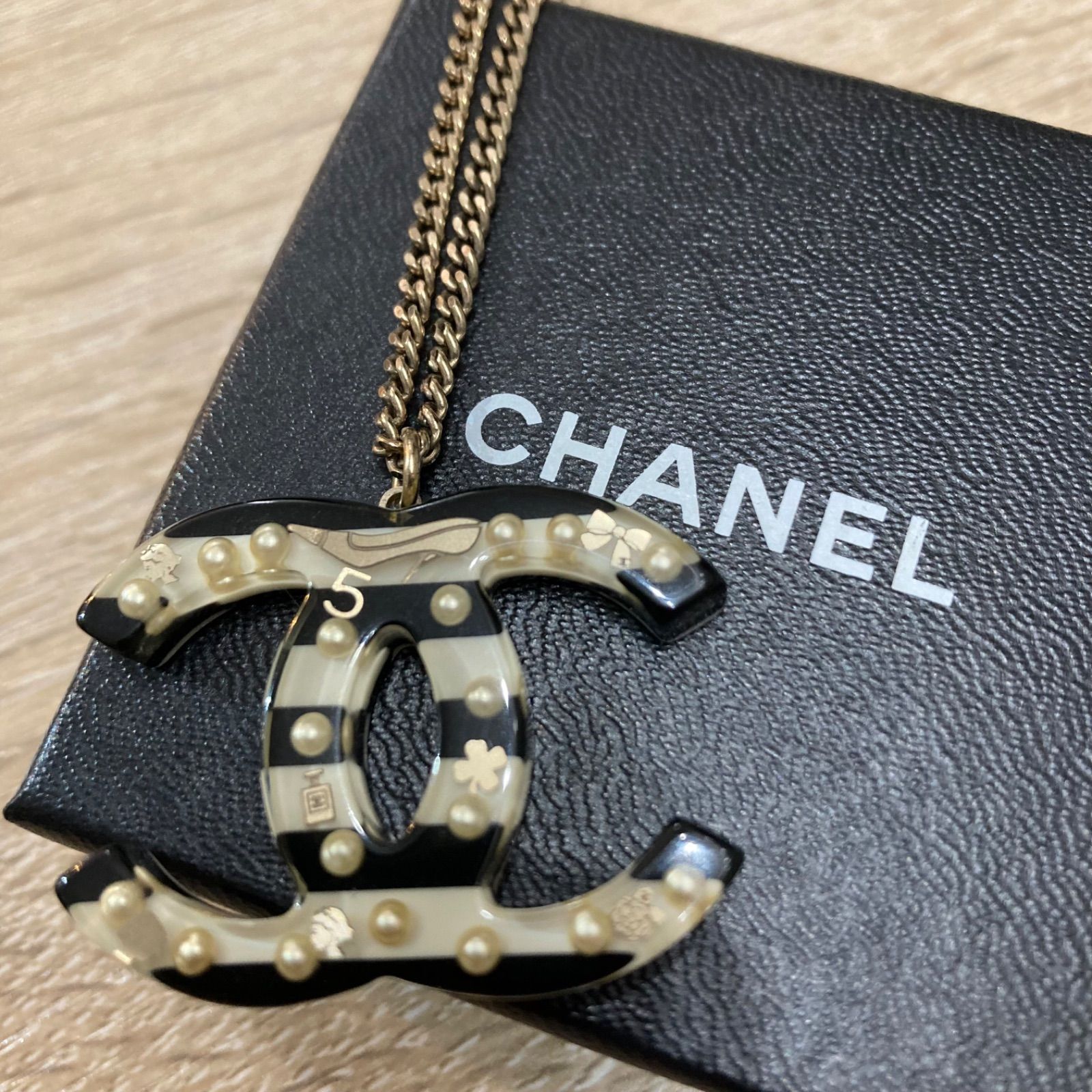 CHANEL シャネルネックレスココマークボーダー