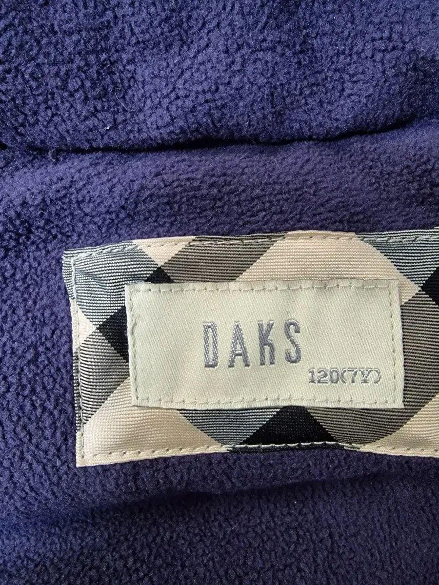 DAKS(ダックス) キッズ ダウンジャケット ベスト 120 キッズ 0 ダウンベスト | キャリー Little(ダックス
