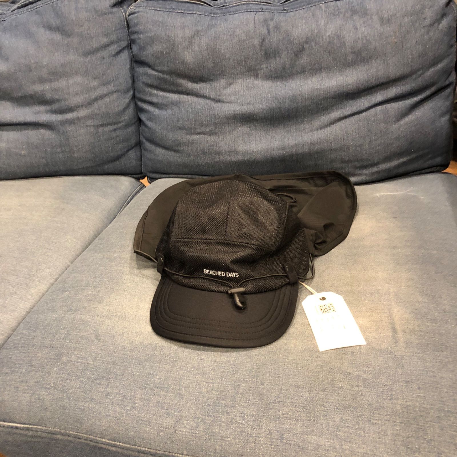 BEACHED DAYS SUNSHADE HAT BLACK
