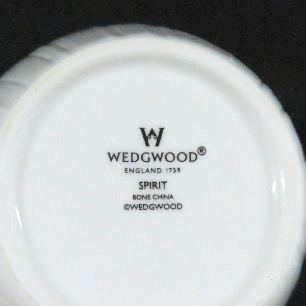 anv ウェッジウッド WEDGWOOD 花瓶 白 フラワーベース