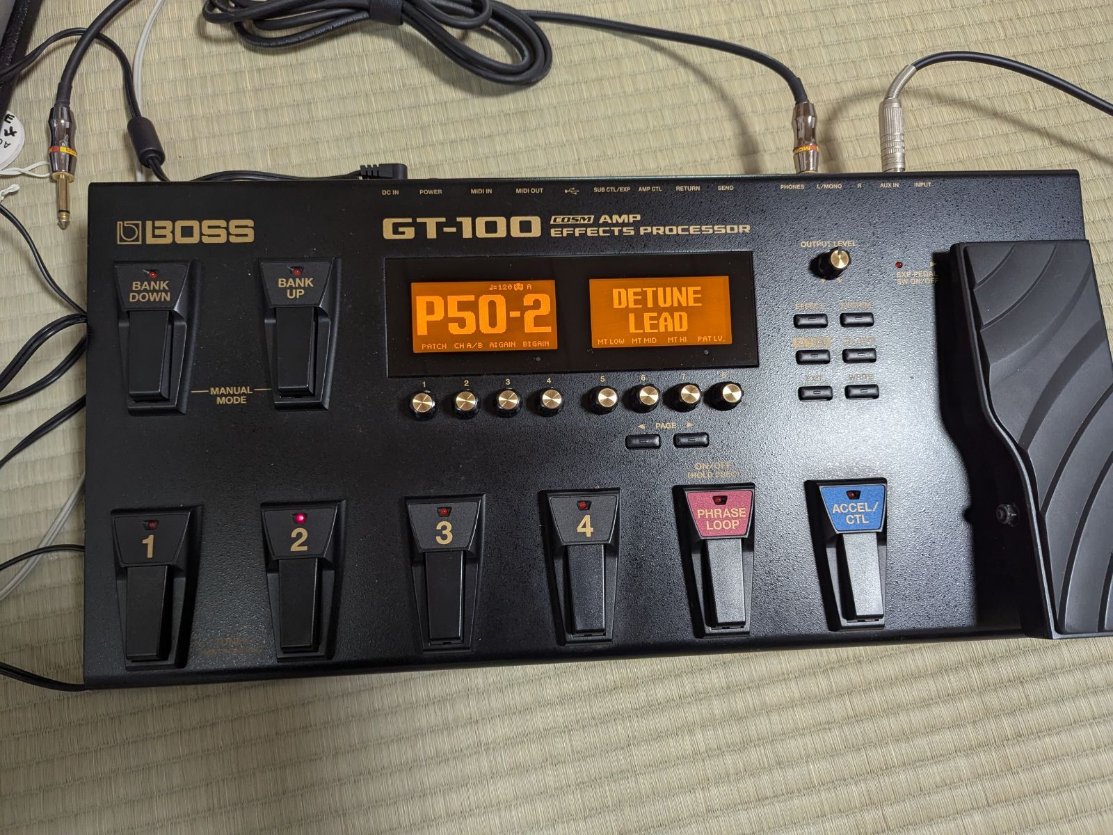 BOSS GT-100 マルチエフェクター ケース付き BOSS GX-100 マルチエフェクター Guitar Effects Processor
