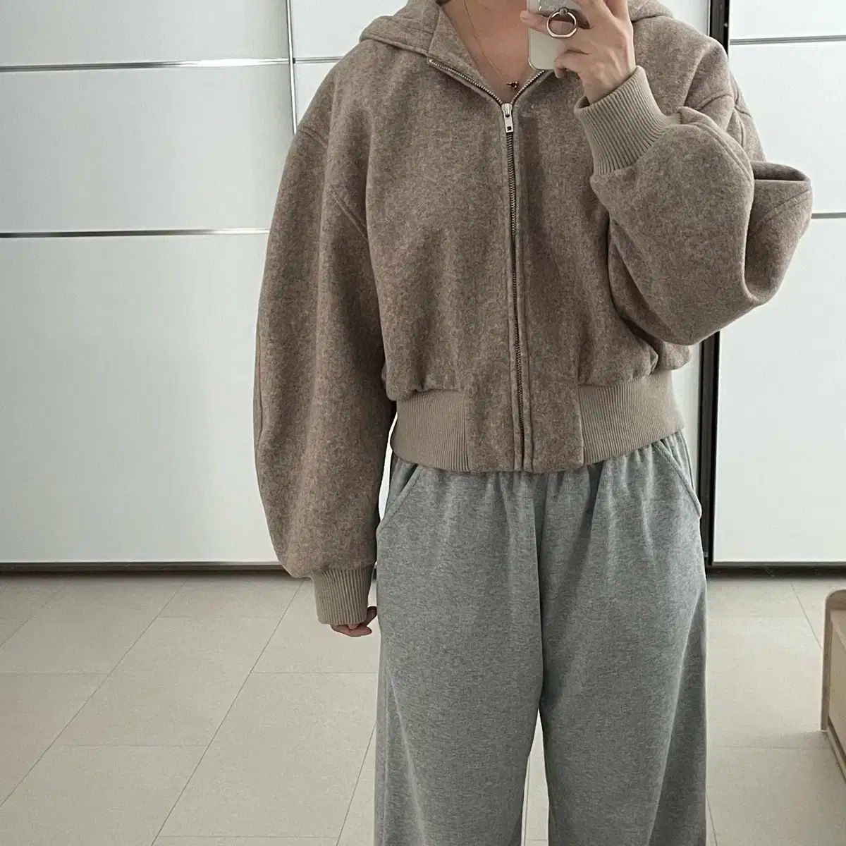 ZARAザラ クロップド フードジップアップ コート