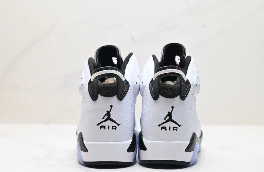 NIKE AIR JORDAN 6 Retro Reverse Oreo｜本日限定特価｜新品未