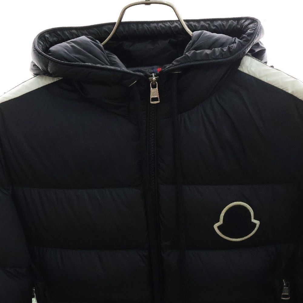MONCLER (モンクレール) STELLAIRE ステレア ストライプライン