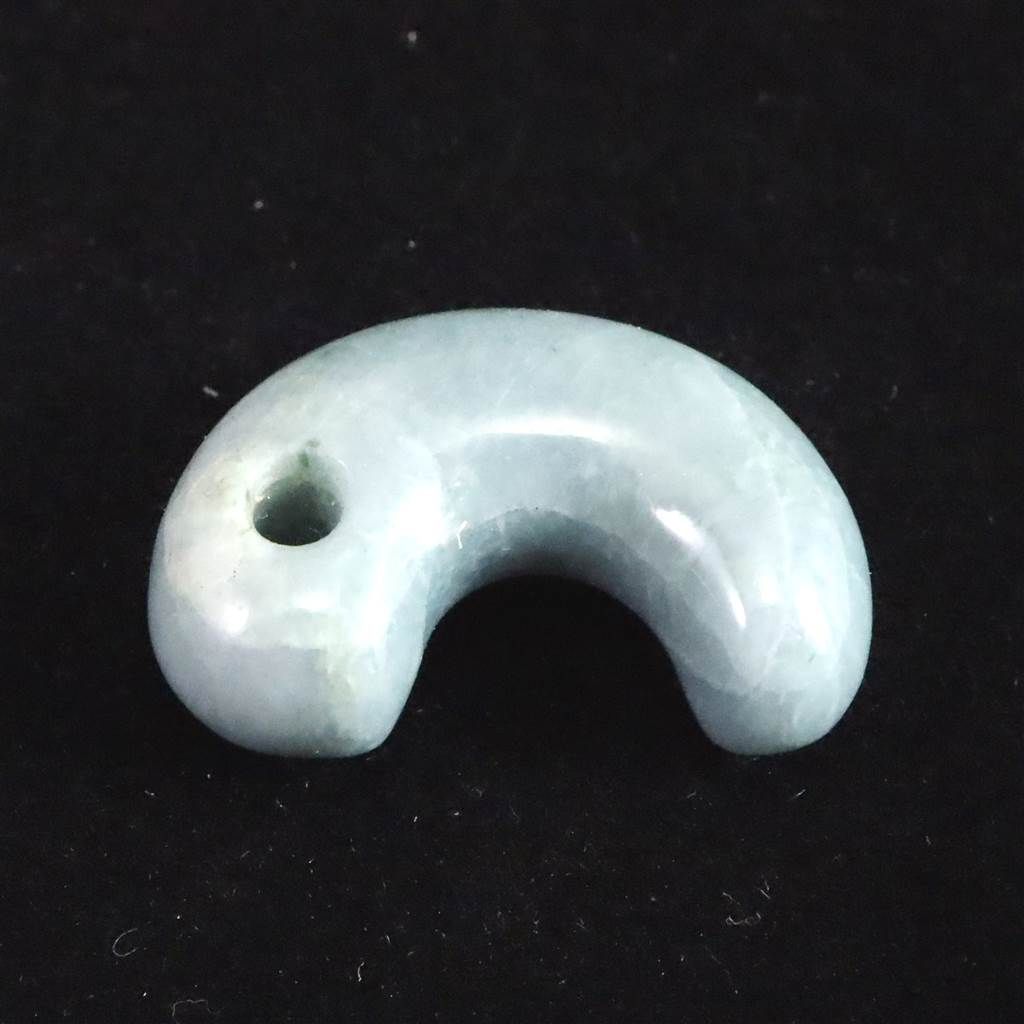 糸魚川翡翠 ヒスイ 小滝コン沢産 24mm勾玉 ブルー 証明書付 5.6