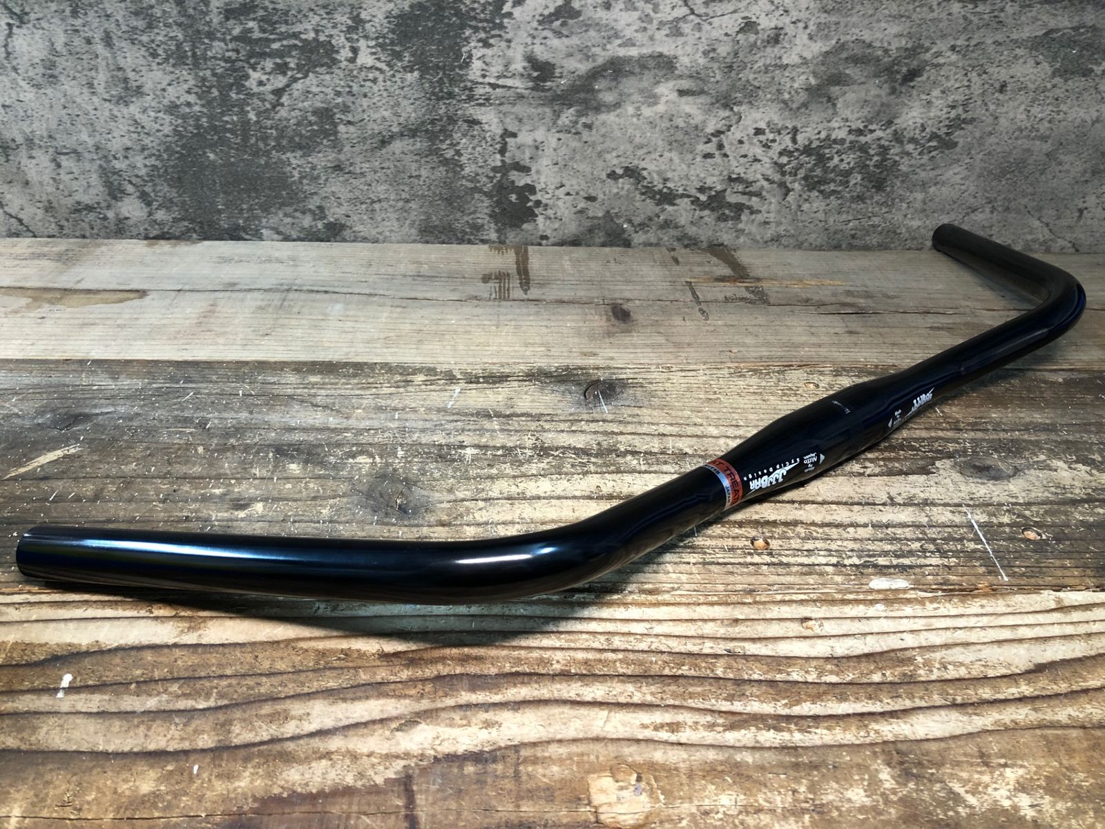 IN038 SyCip Design JJJ Bar フラットハンドル ライザーバー 黒 Φ31.8 Made by Nitto