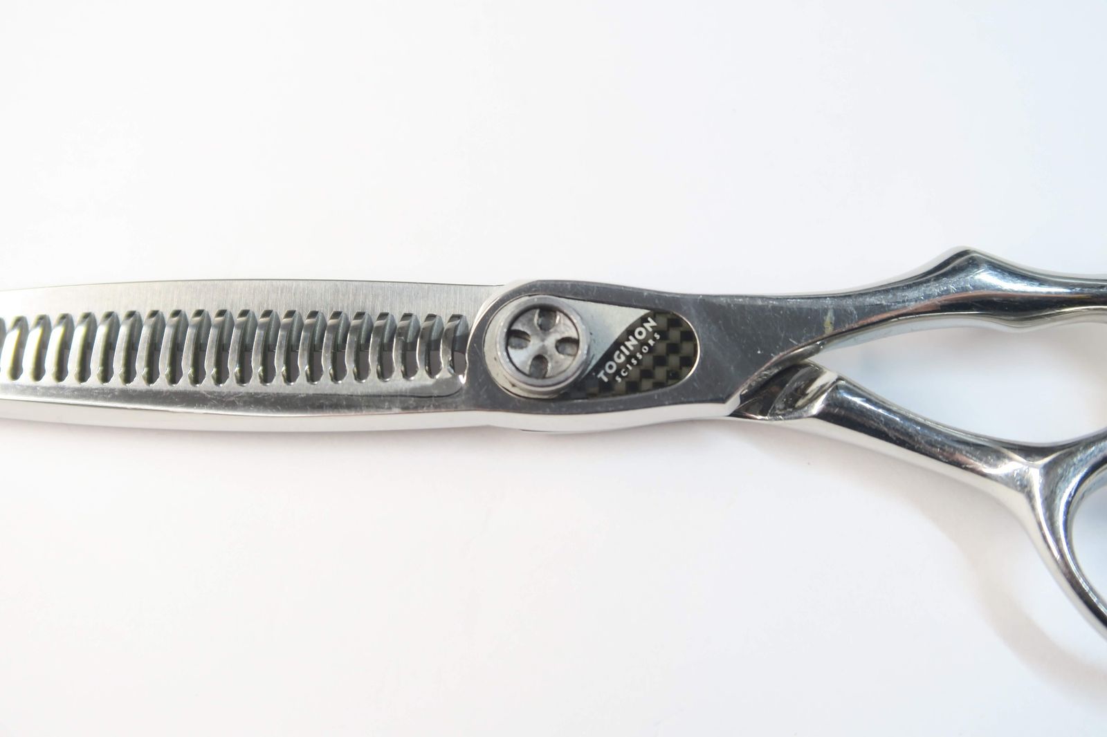 トギノン TOGINON