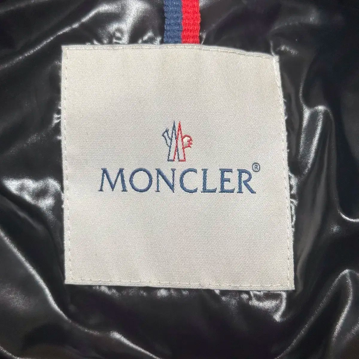 モンクレール エベレスト ヒマラヤ ビックワッペン　ロゴワッペン エベレスト モンクレール メンズ パーカー MONCLER ブランド トップス 長袖