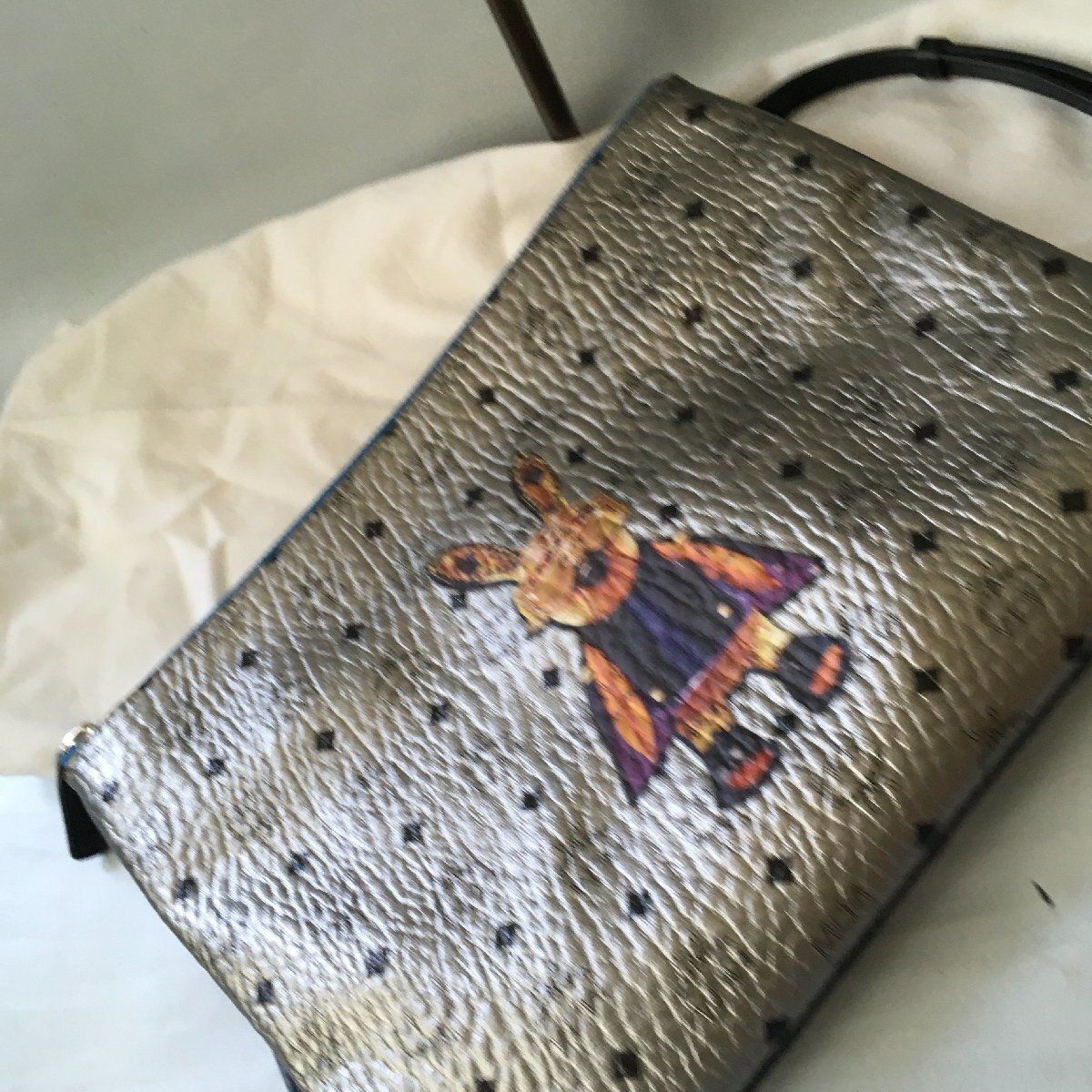 極美品 MCM（エム シー エム）レザー モノグラム ショルダー バッグ 
