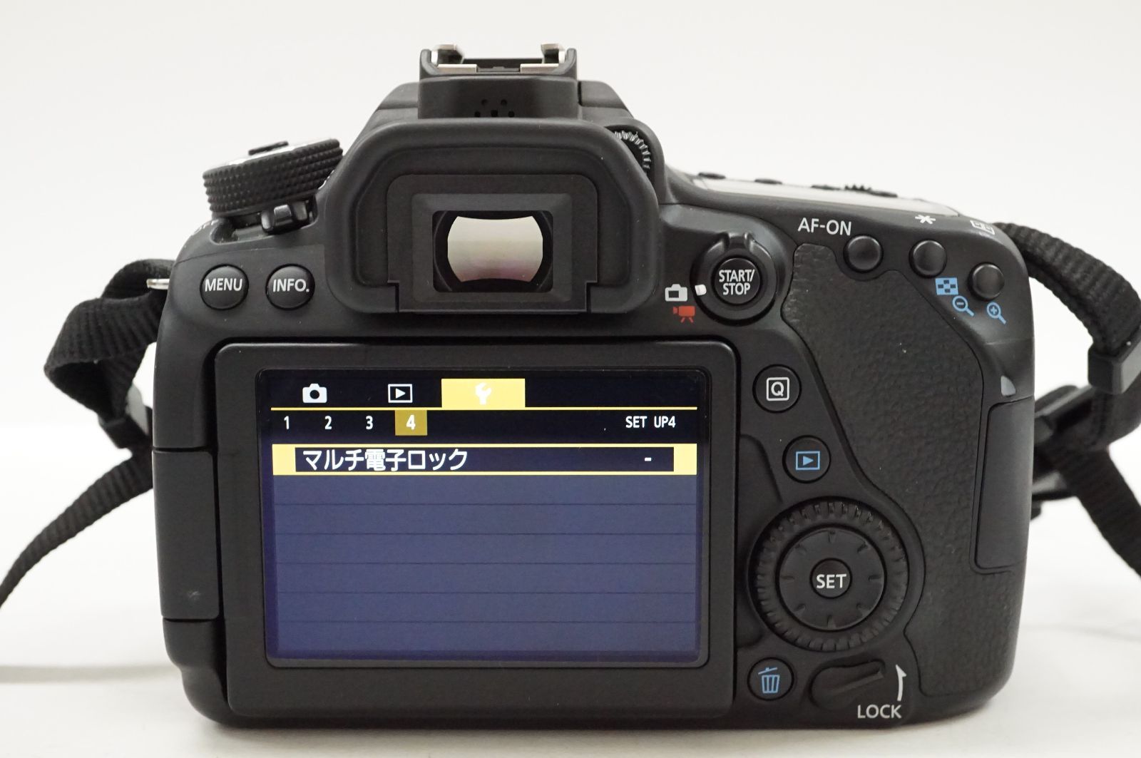 EOS 80D