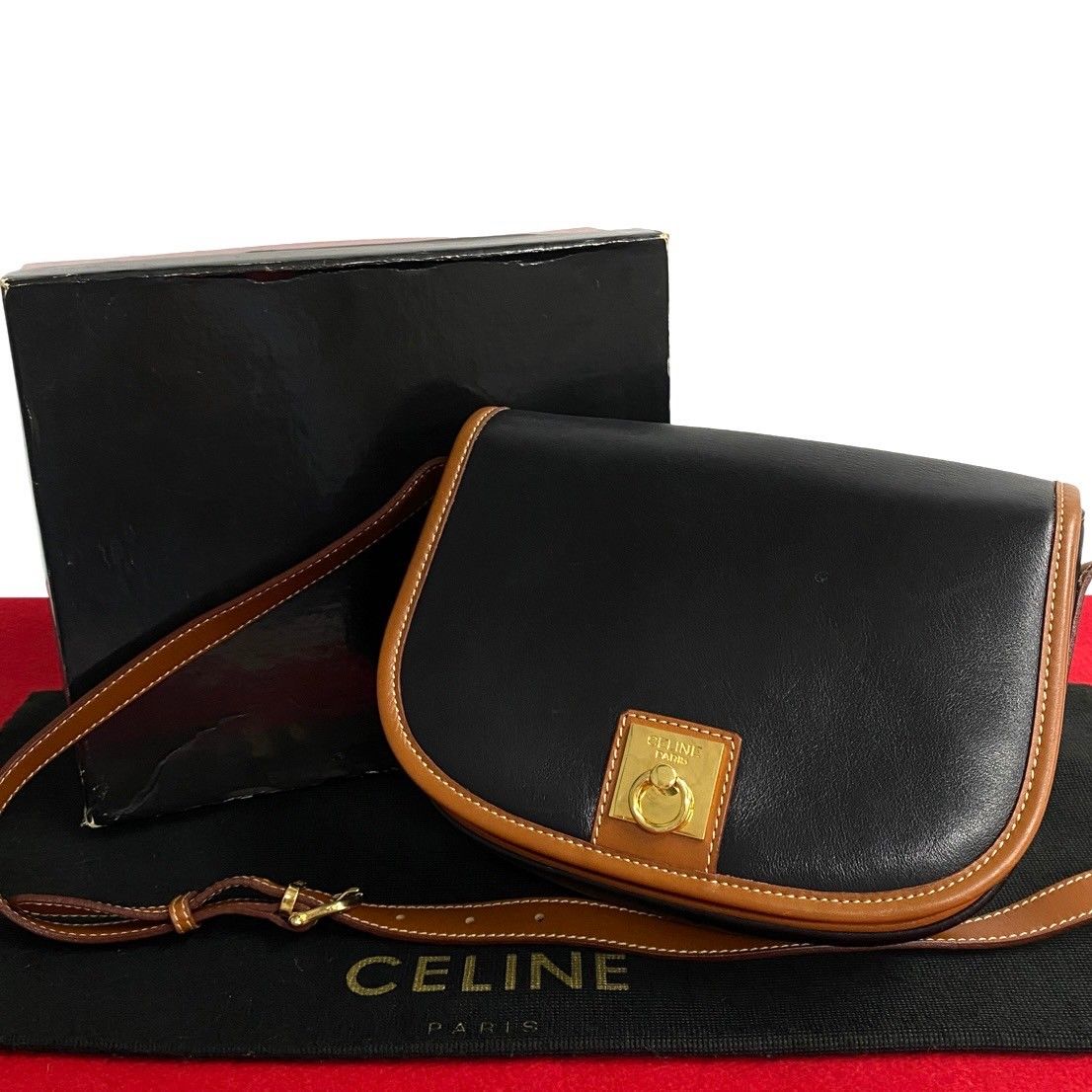 ほぼ未使用 箱 袋付 CELINE セリーヌ ヴィンテージ リング 金具 レザー 