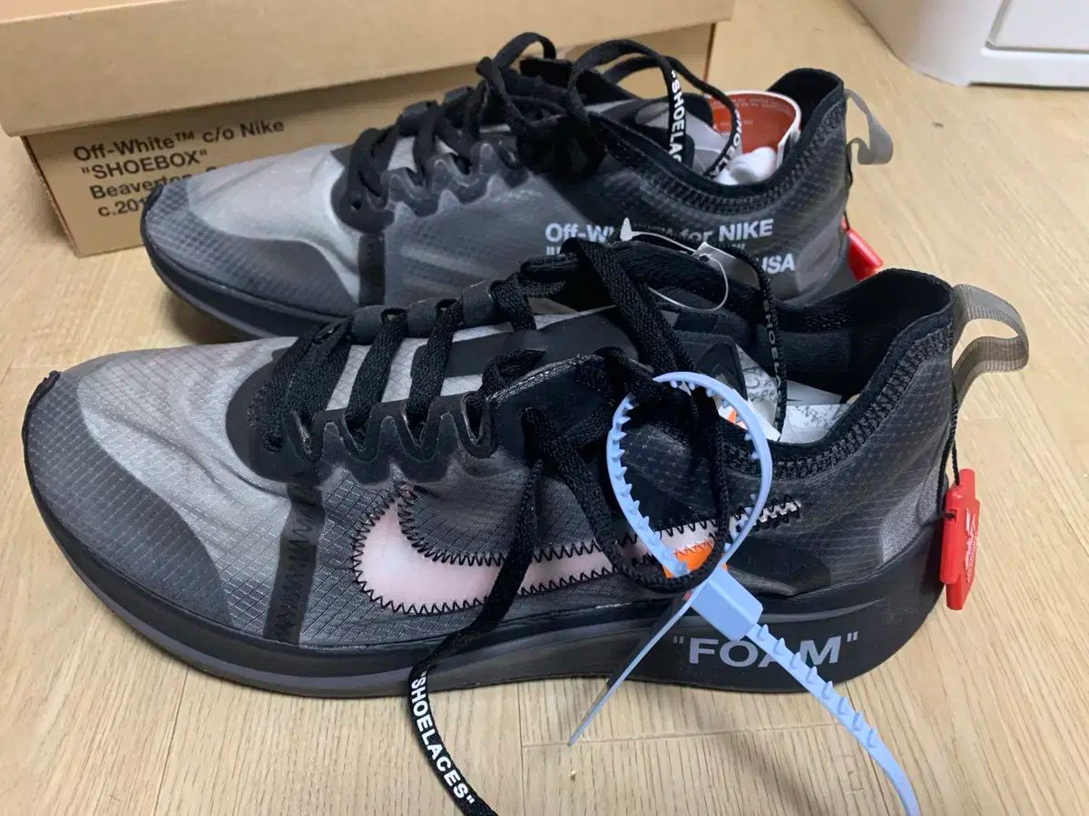 NIKE ナイキ