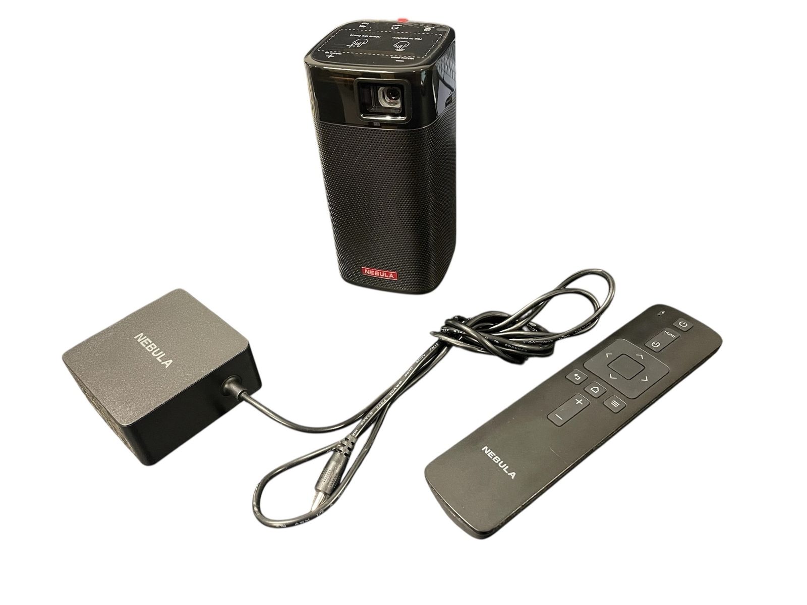 ♥品 Nebula Apollo D2410 モバイルプロジェクター Anker製 リモコン 電源ケーブル付属 動作 済み