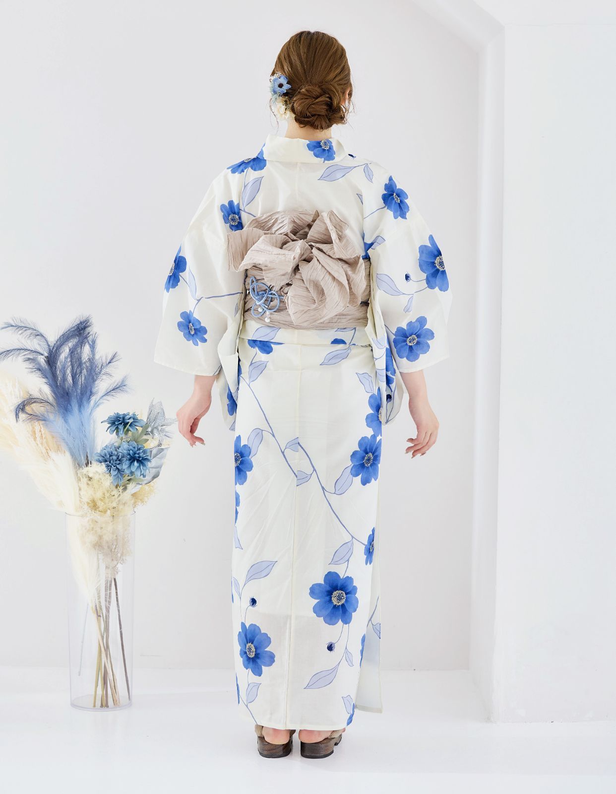 新品 浴衣セット さざんか柄【白地赤/白地青2色展開】 【 赤/Y4
