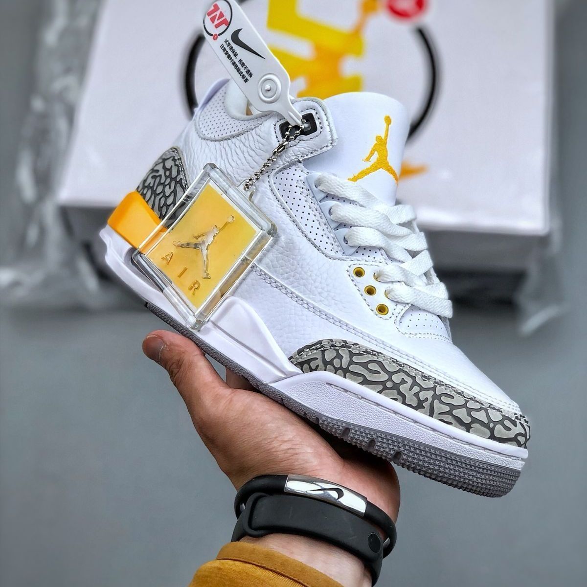 ナイキ スニーカー NIKE Air Jordan 3 retro 