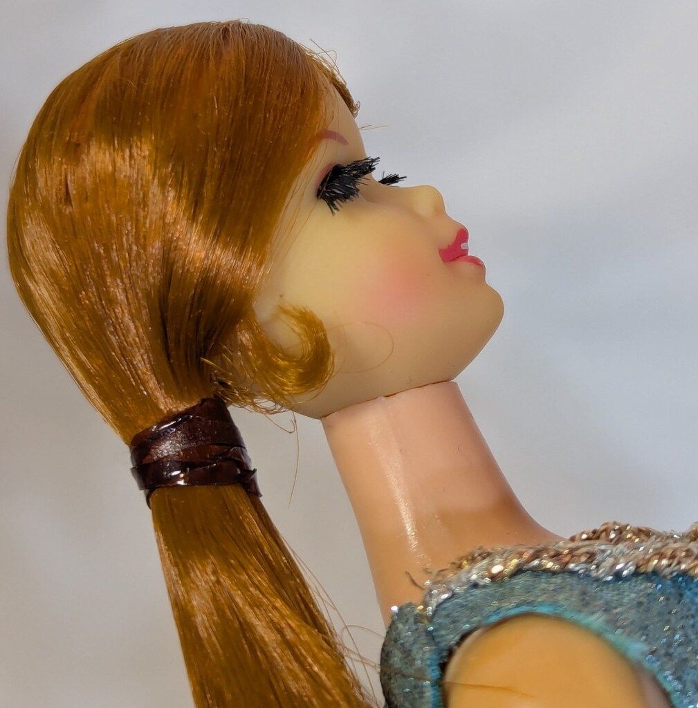 ステイシー ポニーテール