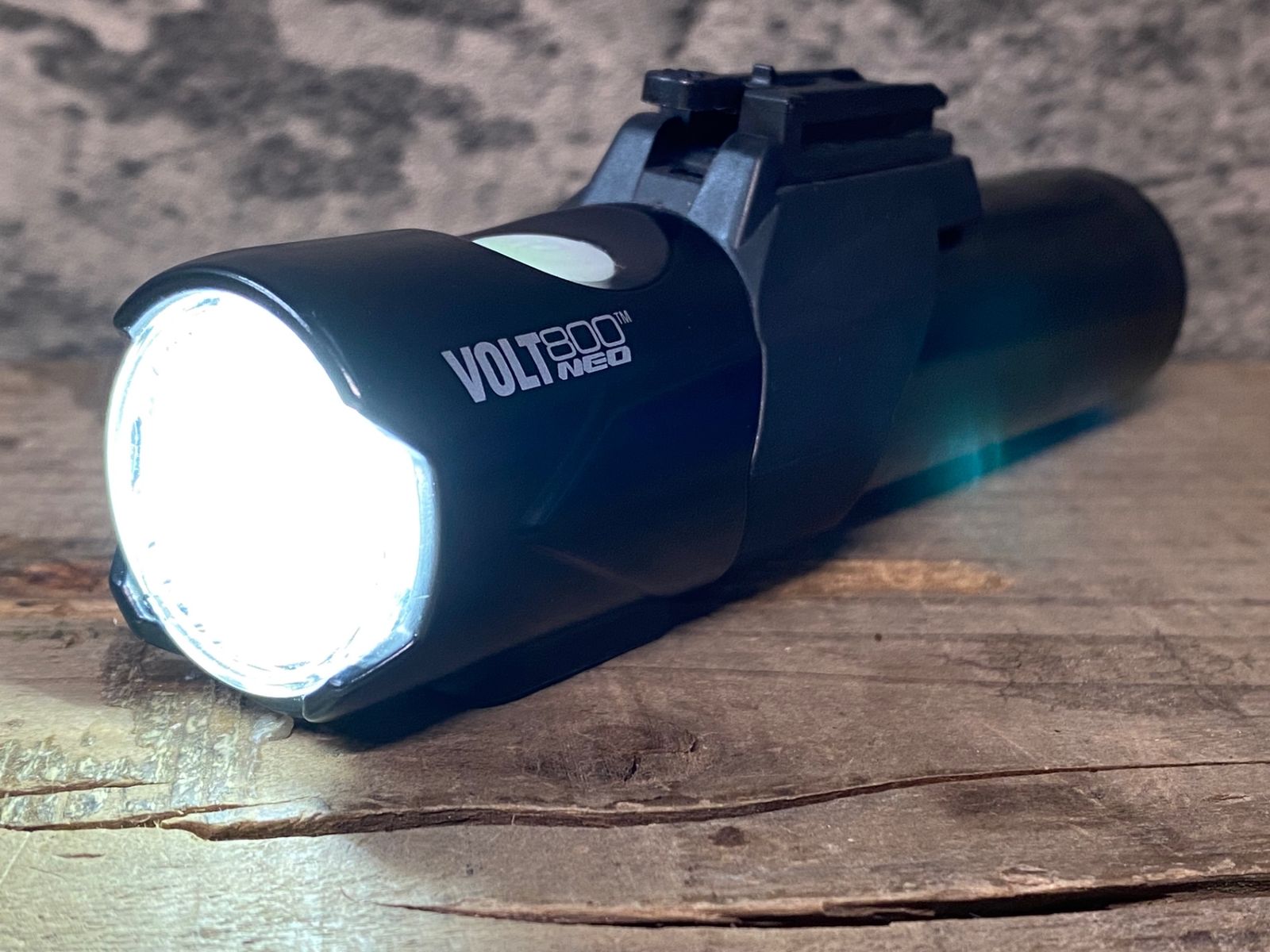 VOLT800