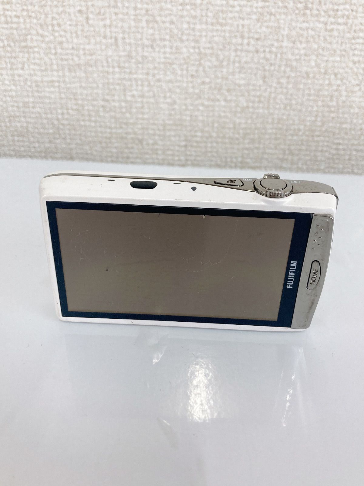 ％ 通電動作未 FUJIFILM FinePix Z900EXR ホワイト カメラ 1