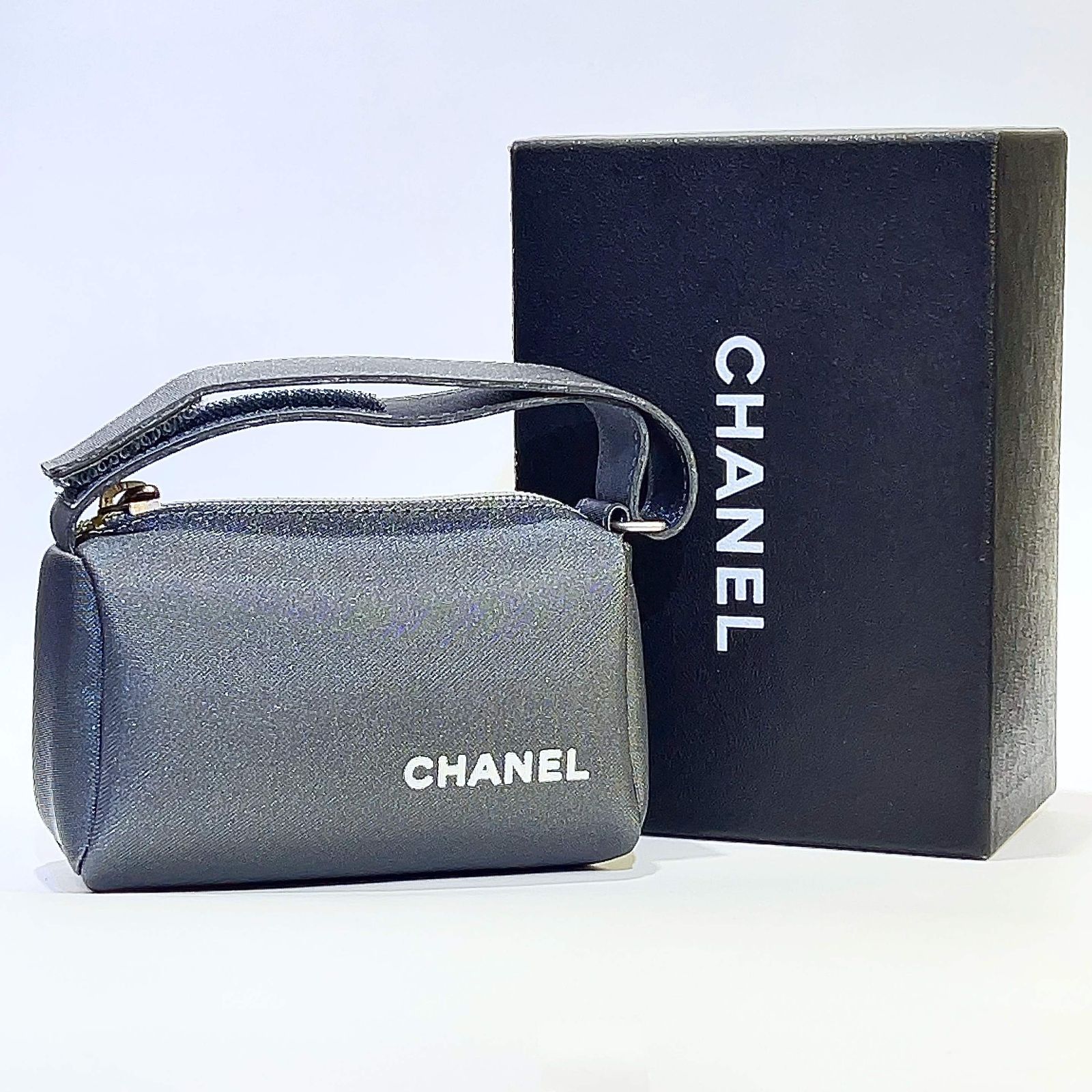 CHANEL シャネル ヴィンテージ ロゴ ショルダーバッグ ポーチ ナイロン 