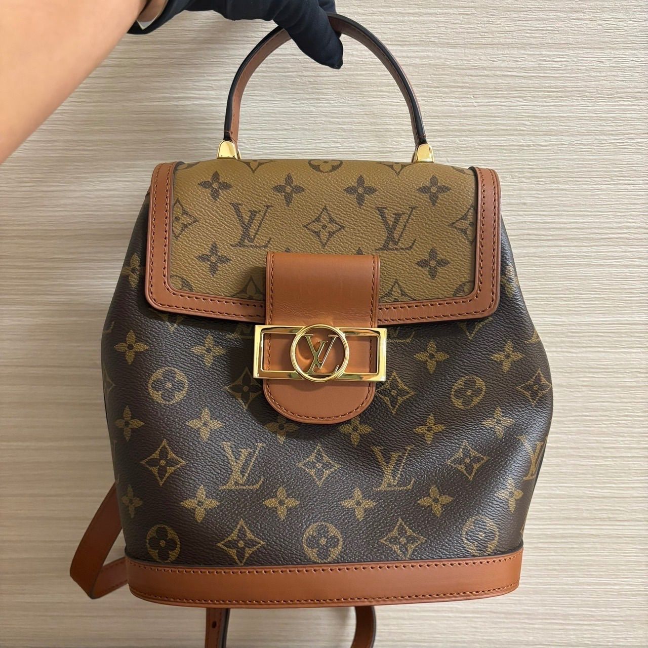 送料無料】【新品/未使用】Louis Vuitton/ルイヴィトン/ドーフィーヌ