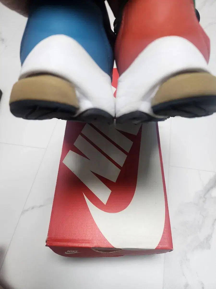 NIKE ナイキ