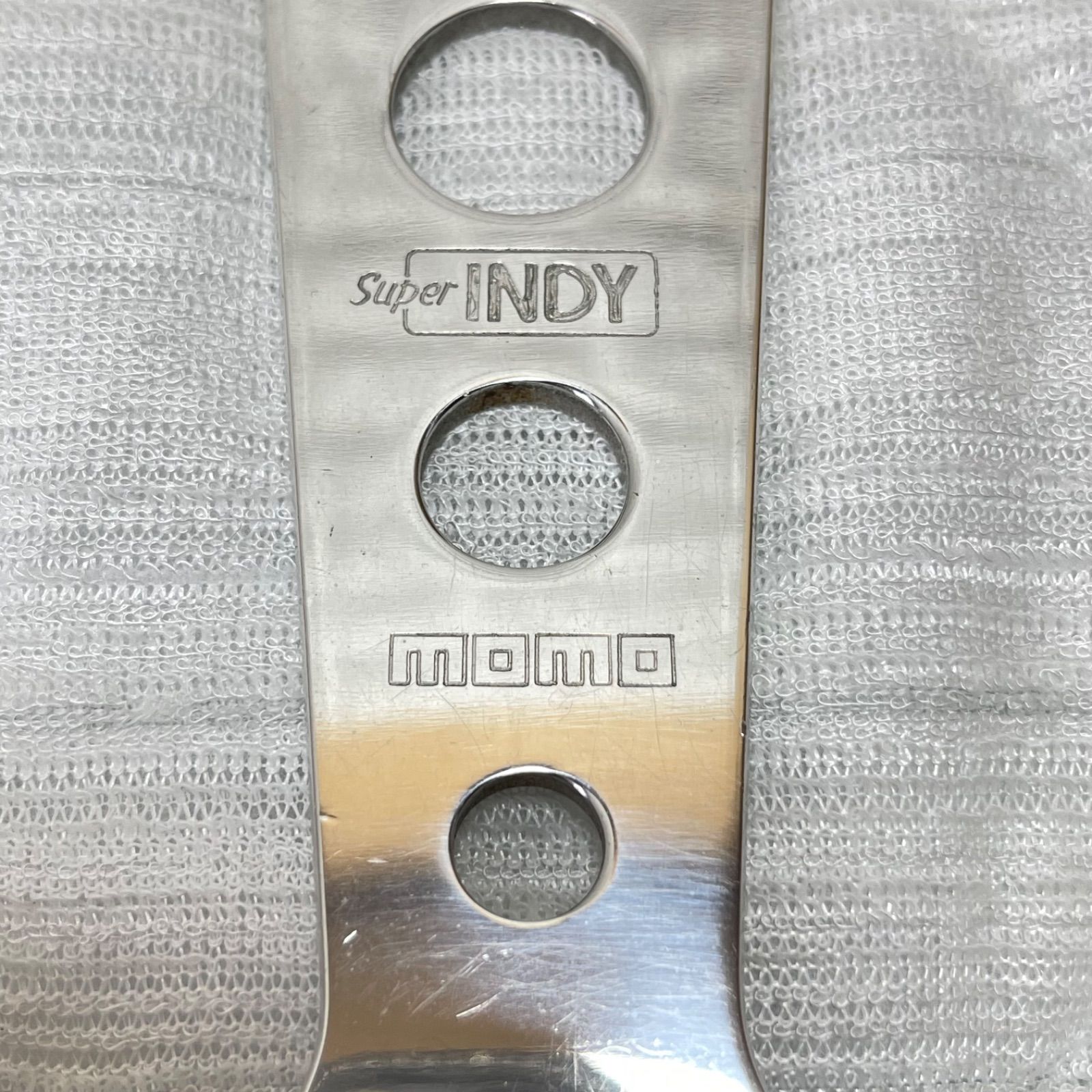 ウッドステアリング MOMO