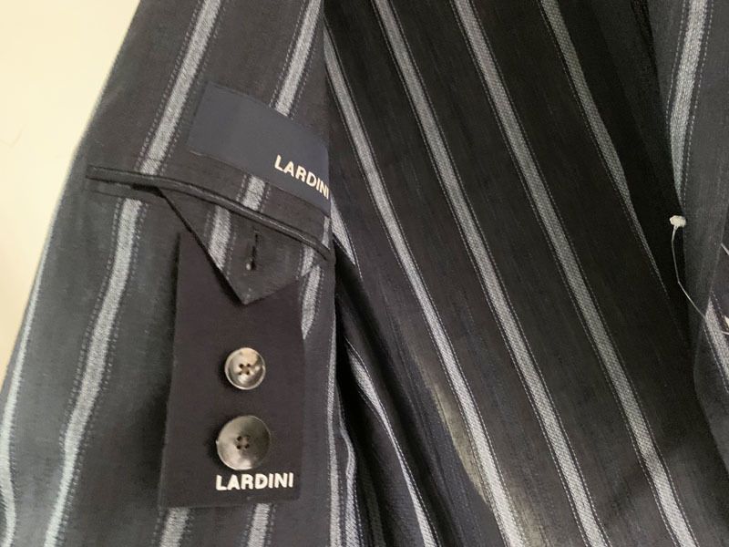 LARDINI ラルディーニ ストライプ テーラードジャケット スーツ 46 LARDINI (ラルディーニ) SARTORIA (サルトリア) トロピカル