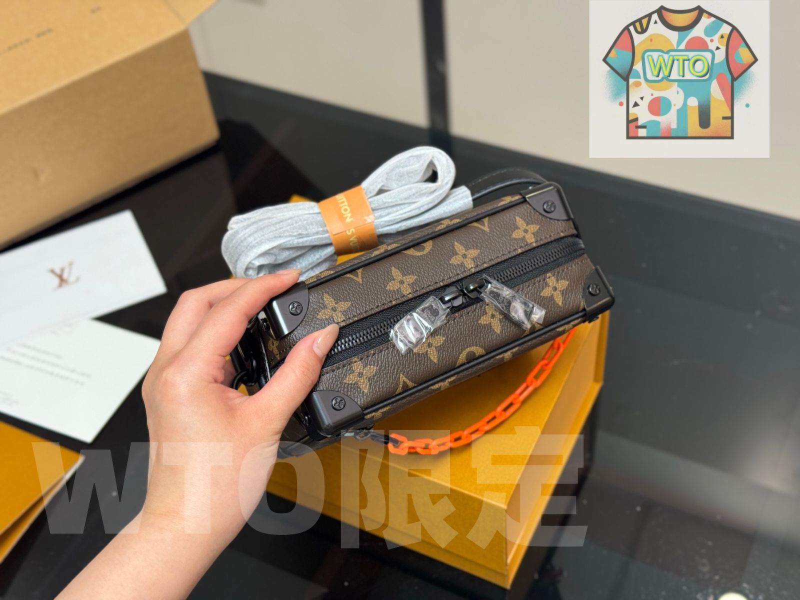 今日WTO】Louis Vuitton ルイヴィトン ミニソフトトランク