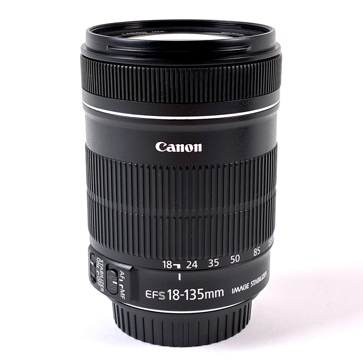 Canon EF-S 18-135mm IS レンズ 美品 キヤノン Canon EF-S 18-135mm F3.5-5.6 IS 一眼カメラ用レンズ
