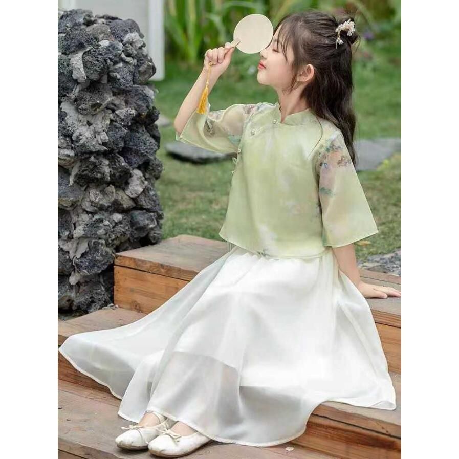 某有名メーカー品、新作最高級ヤク毛100％のケーブル編みのフーディー