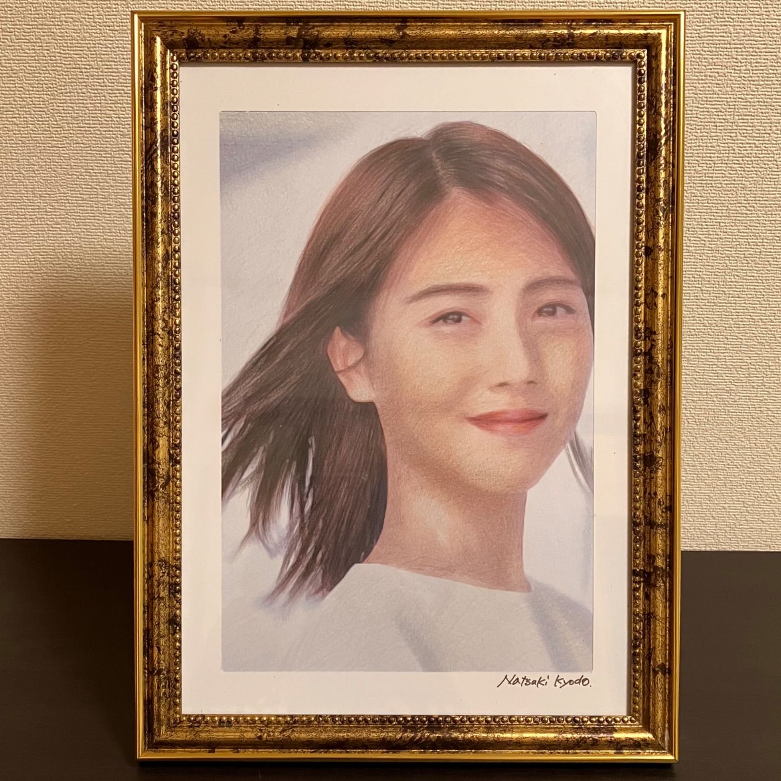 女優画29 額装品 額縁寸法32.7cm×24.0cm カラー着色 定款付