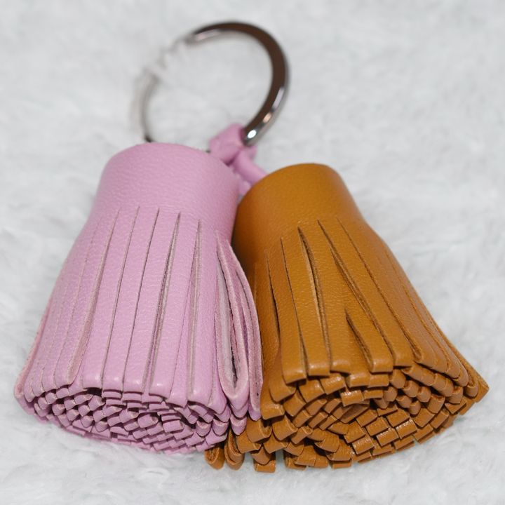 HERMES エルメス カルメン ウノドス フリンジ チャーム　ピンク HERMES 【新品未使用】エルメス カルメンウノドス ブルード